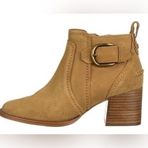 UGG Tan Suede Ankle Boots w/Buckle.